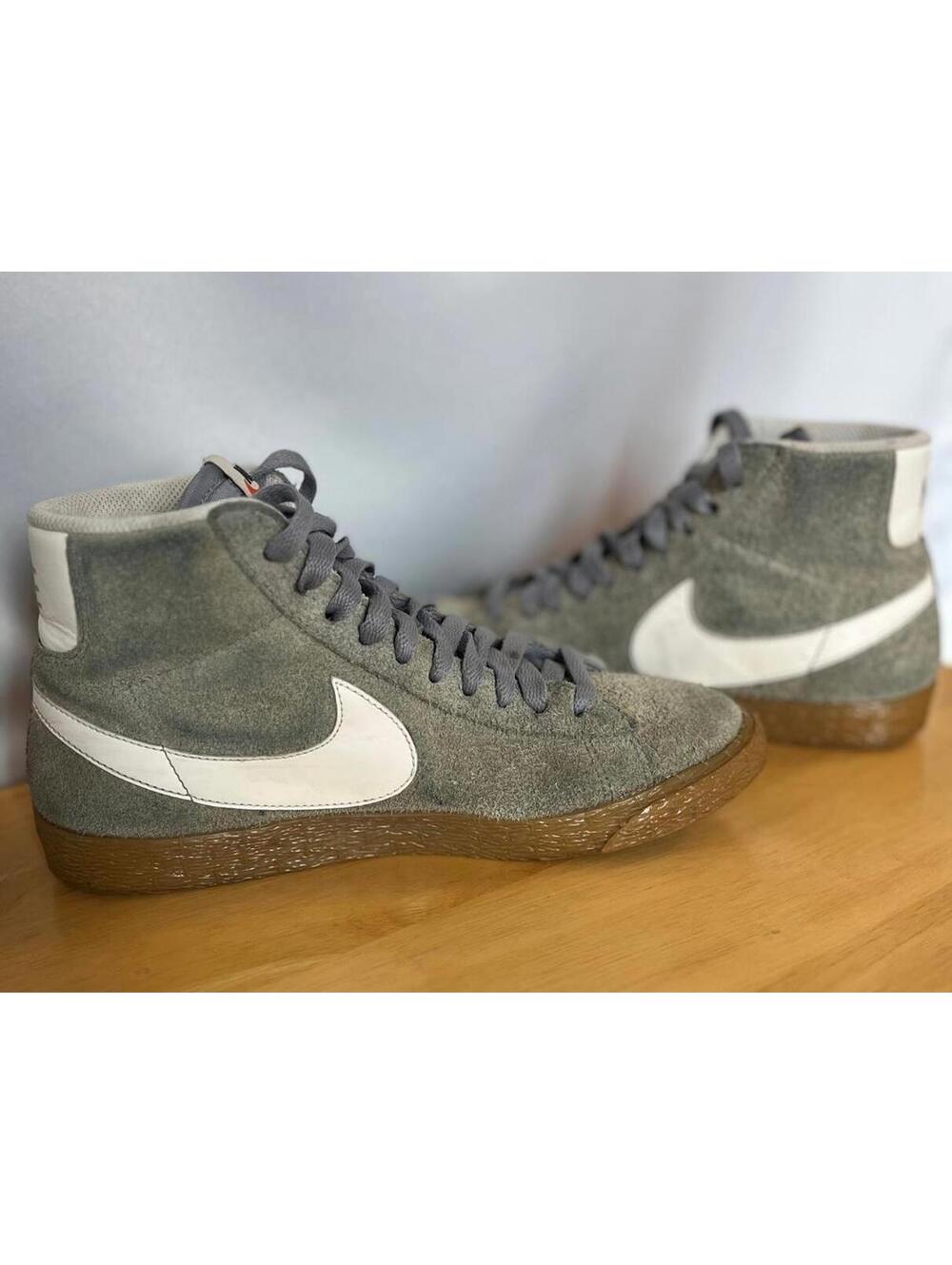 Nike Blazer Mid Suede Sneakers Gray White Size 9